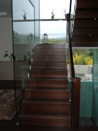 Lépcső üvegezés